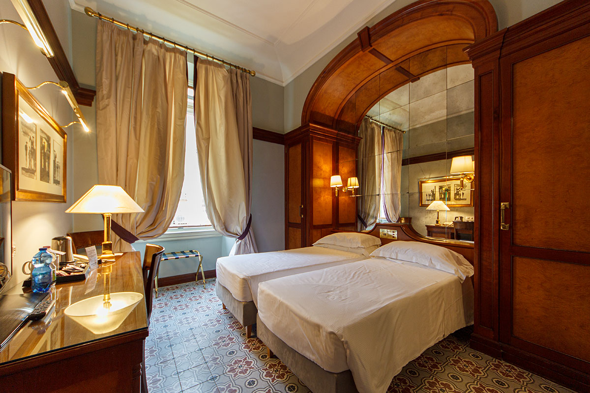 Camera Doppia Classic-1 Hotel Albani Firenze